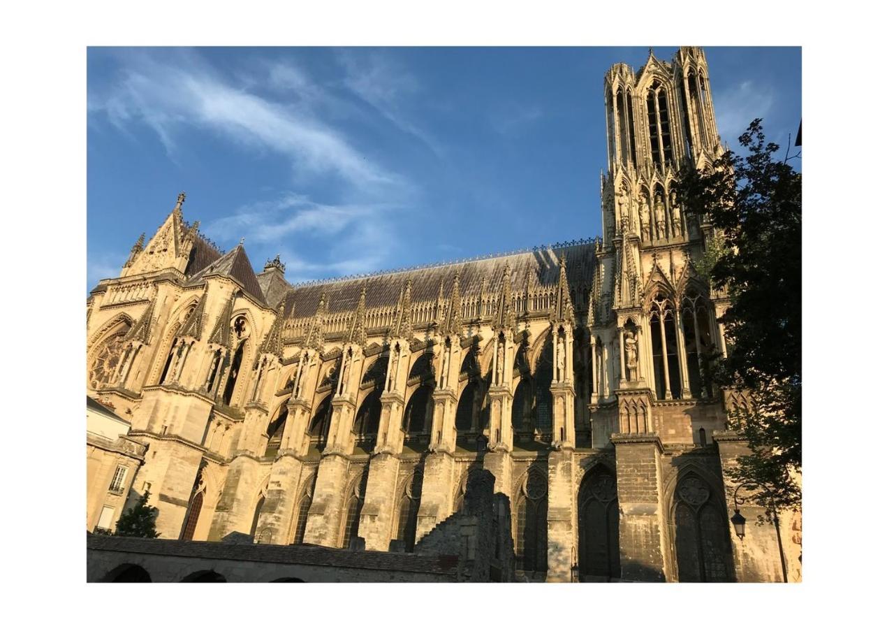 Suite Clovis 7 Reims Eksteriør bilde